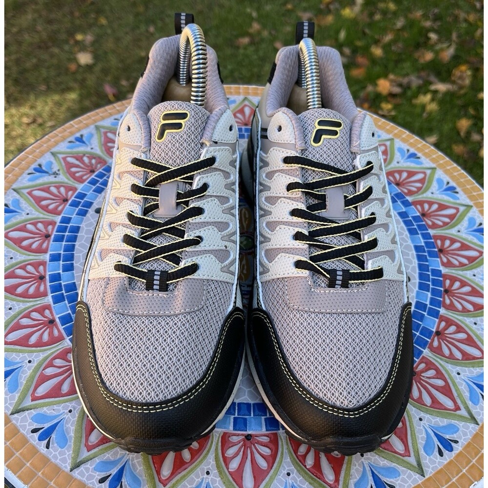 FILA Evergrand TR 21.5 Womens Sz 8 Trail Running Shoes Gray Black White Sneaker